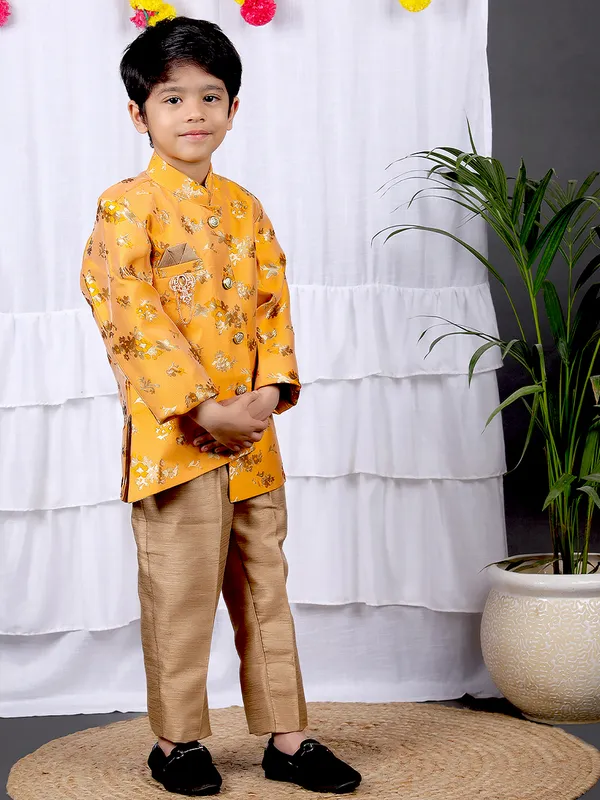 VALUE_CREATION_Boys_Floral_Printed_Kurta_with_Pyjama