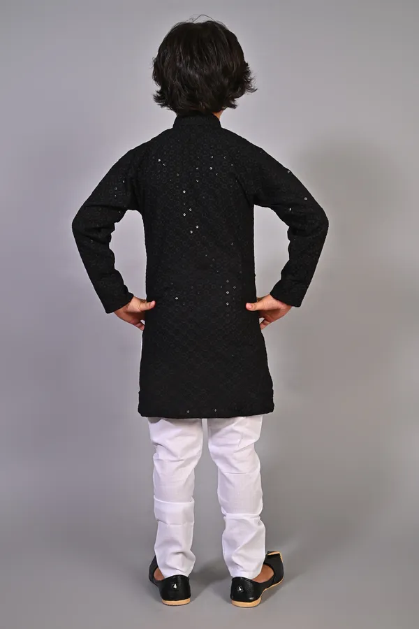 VALUE_CREATION_Boys_Embroidered_Band_Collar_Straight_Kurta_With_Pyjamas