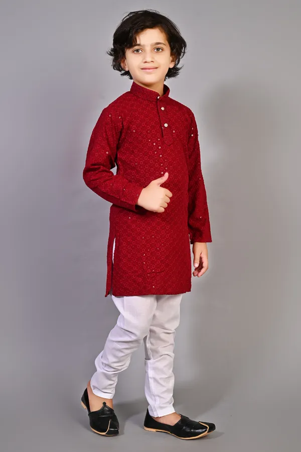 VALUE_CREATION_Boys_Embroidered_Band_Collar_Straight_Kurta_With_Pyjamas
