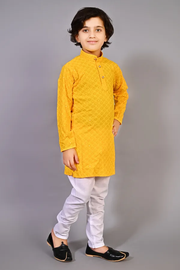 VALUE_CREATION_Boys_Embroidered_Band_Collar_Straight_Kurta_With_Pyjamas