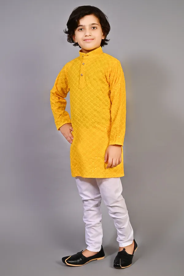 VALUE_CREATION_Boys_Embroidered_Band_Collar_Straight_Kurta_With_Pyjamas