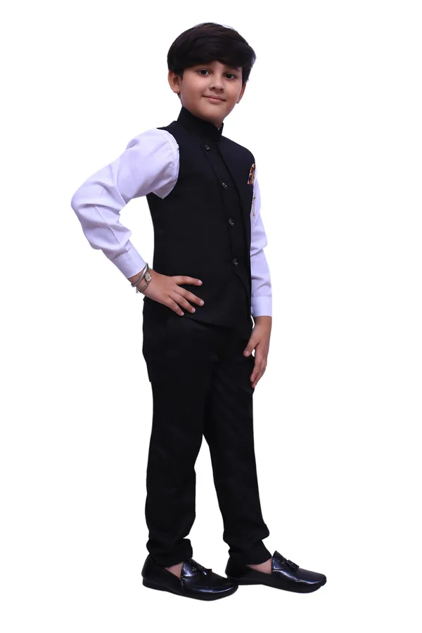 VALUE_CREATION_Boys_Mandarin_Collar_Single-Breasted_3-Piece_Suit