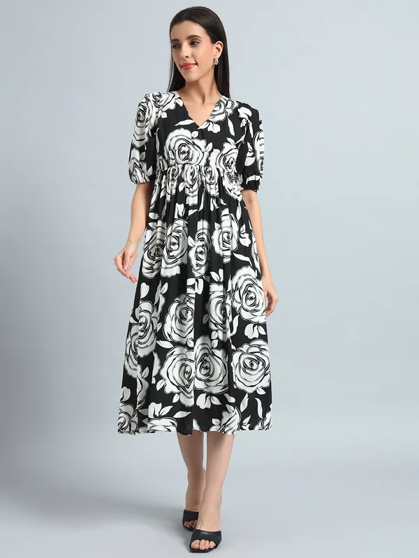 VALUE_CREATION_Floral_Print_Puff_Sleeve_Fit_&_Flare_One-Piece_Dress
