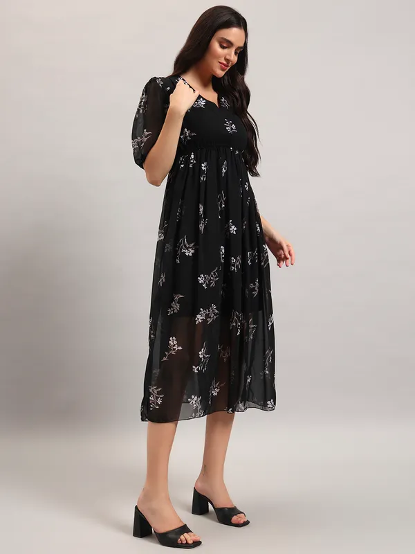 VALUE_CREATION_Floral_Print_Georgette_A-Line_Midi_Dress