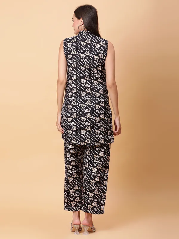 Value_Creation_Kurti_Palazzos_Co-ords_Set_For_Women