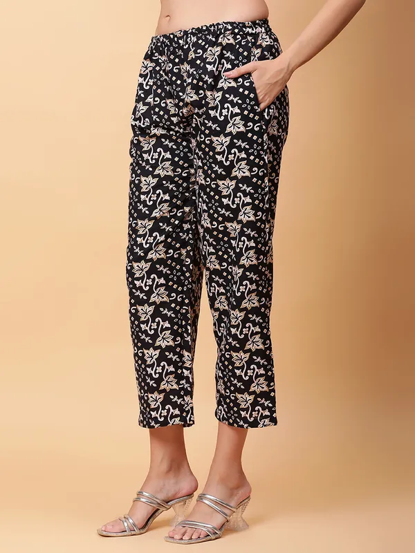 Value_Creation_Kurti_Palazzos_Co-ords_Set_For_Women
