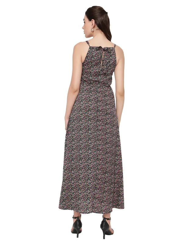 VALUE_CREATION_Floral_Print_Off-Shoulder_Crepe_A-Line_Maxi_Dress