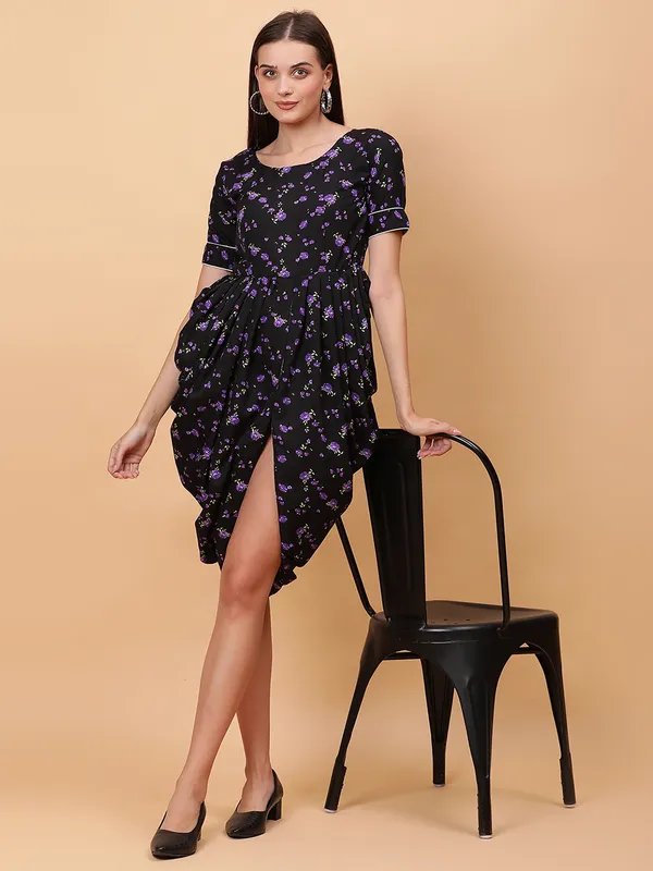 VALUE_CREATION_Floral_Print_Crepe_A-Line_Dress