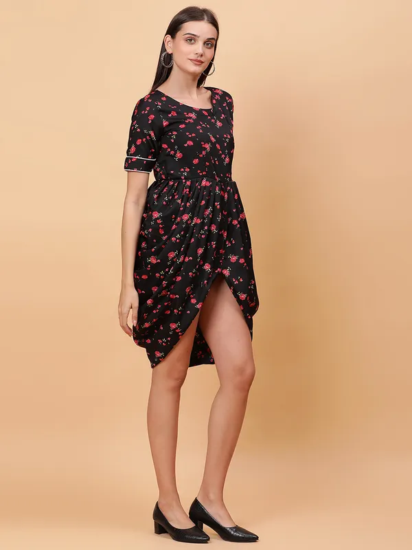 VALUE_CREATION_Printed_Round_neck_Neck_Empire_Dress