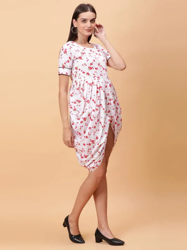 VALUE_CREATION_Floral_Print_Crepe_A-Line_Dress