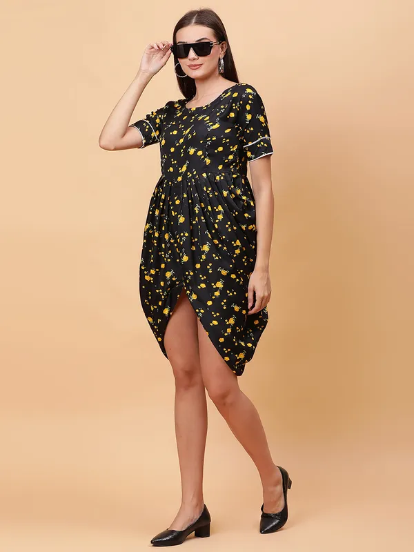 VALUE_CREATION_Printed_Round_neck_Neck_Empire_Dress