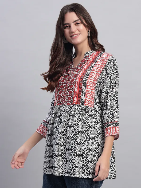 VALUE_CREATION_Floral_Print_Mandarin_Collar_Kurti