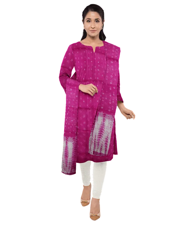 Magenta_Cotton_Blend_Premium_And_Elegant_Kurta_With_Dupatta_For_Women