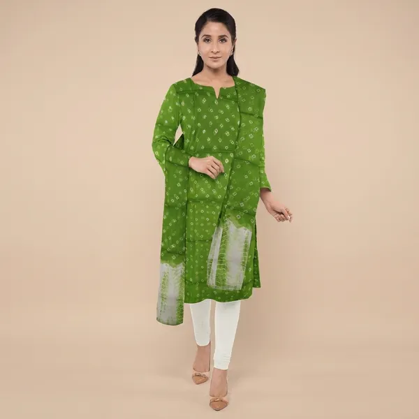 Green_Cotton_Premium_And_Elegant_Kurta_With_Dupatta_For_Women
