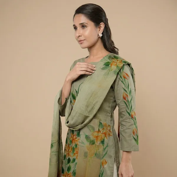 Olive_Green_Cotton_Premium_And_Elegant_Kurta_With_Dupatta_For_Women
