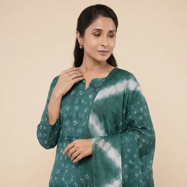 Teal_Green_Cotton_Premium_And_Elegant_Kurta_With_Dupatta_For_Women