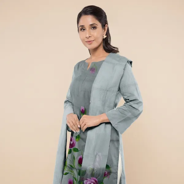 Grey_Synthetic_Premium_And_Elegant_Kurta_With_Dupatta_For_Women