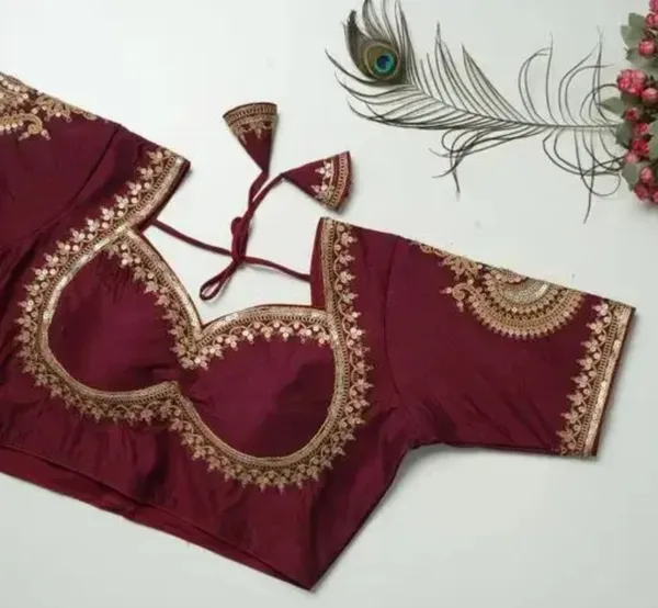 Maroon_Embroidered_Saree_Blouse_With_Golden_Border_Work