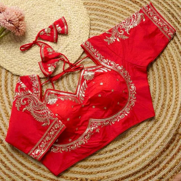 Red_Embroidered_Saree_Blouse_With_Lace-Up_Back_Design
