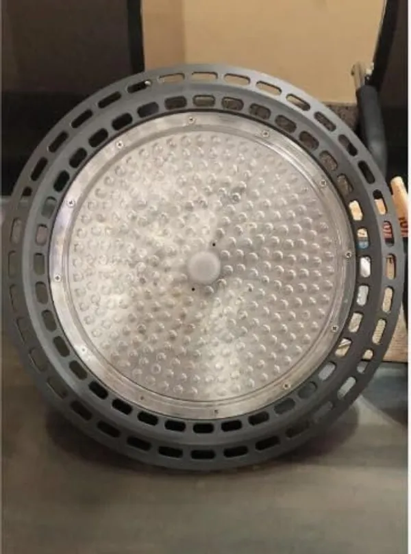 White_Metal_High_Bay_Light_For_Commercial