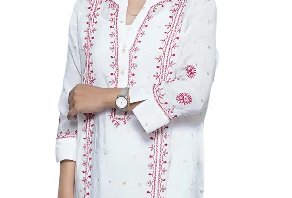 White__pure_chanderi_Kurti_With_Red_tepchi_chikankari_Detailing