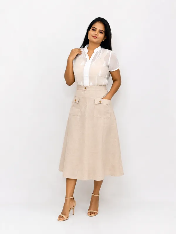 Delicate_chikankari__on_sheer_gorgette_blouse