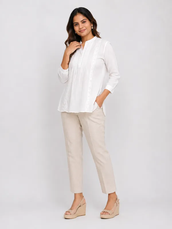 Mandrian_collar_white_cotton_top_with_chikankari_stripe_embroidery