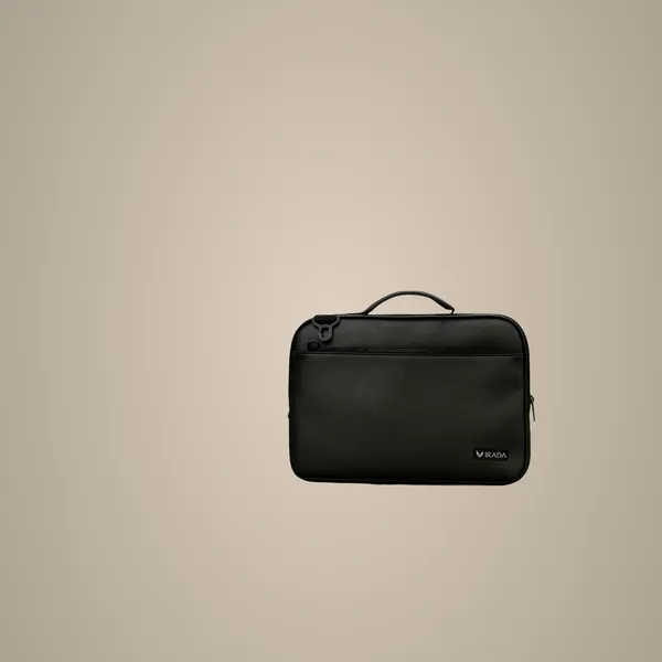 Black_Synthetic_Leather_Laptop_Sleeve_For_Unisex