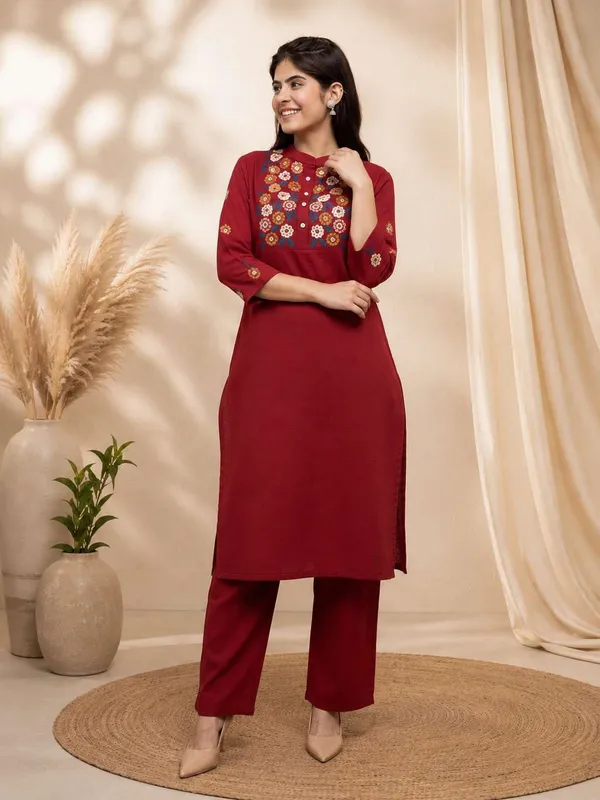 Women_S_Cotton_Embroidered_Kurti_With_Pant