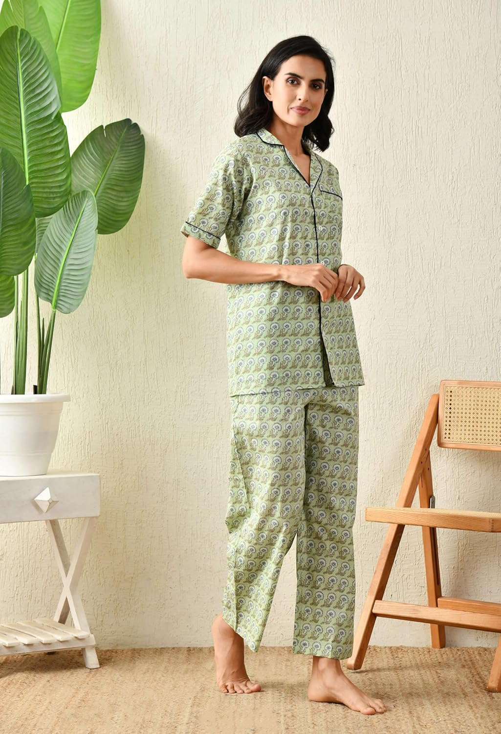 Women_S_Cotton_Floral_Printed_Lapel_Collar_Night_Suit