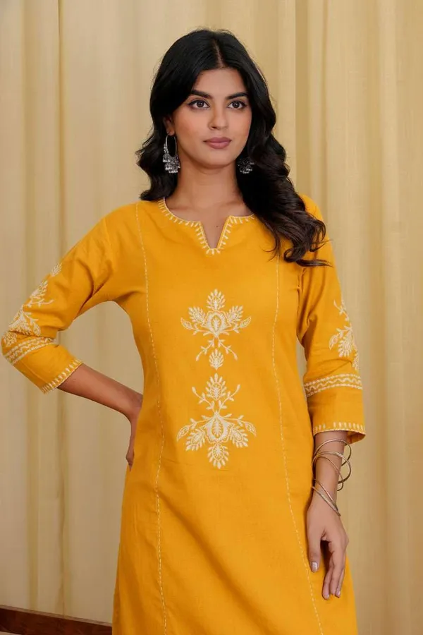 Women_S_Cotton_Embroidered_Kurti_With_Pant