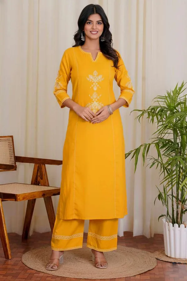 Women_S_Cotton_Embroidered_Kurti_With_Pant