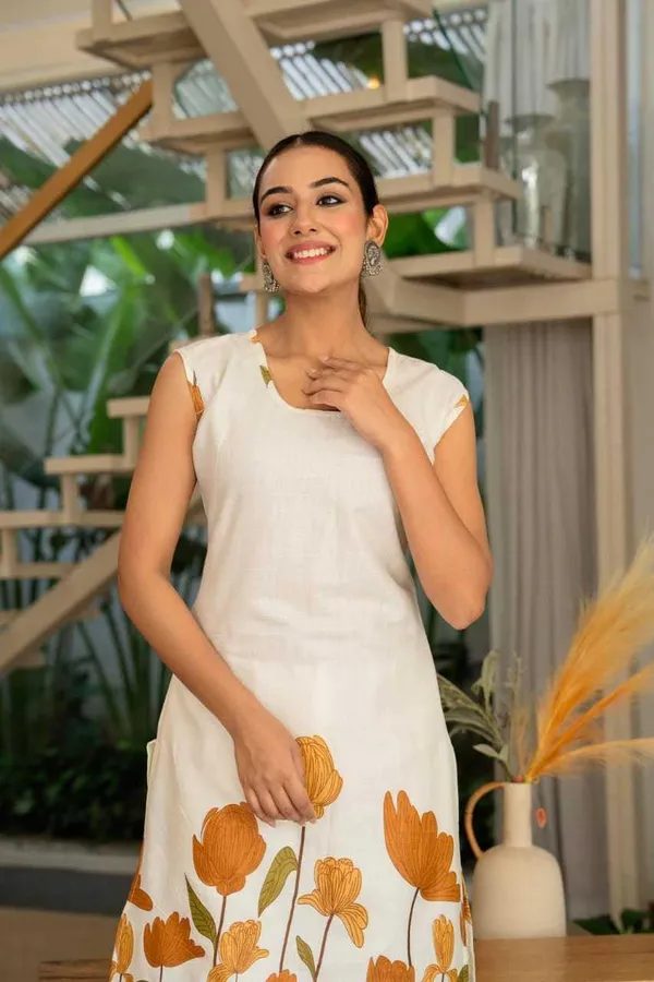 Women_S_Cotton_Kurti_With_Pant_Set