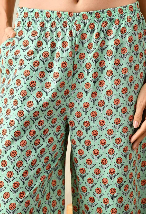 Women_S_Cotton_Floral_Printed_Lapel_Collar_Night_Suit