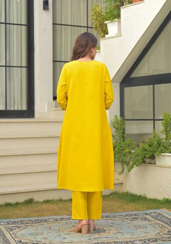 Women_S_Cotton_Embroidered_Kurti_With_Pant