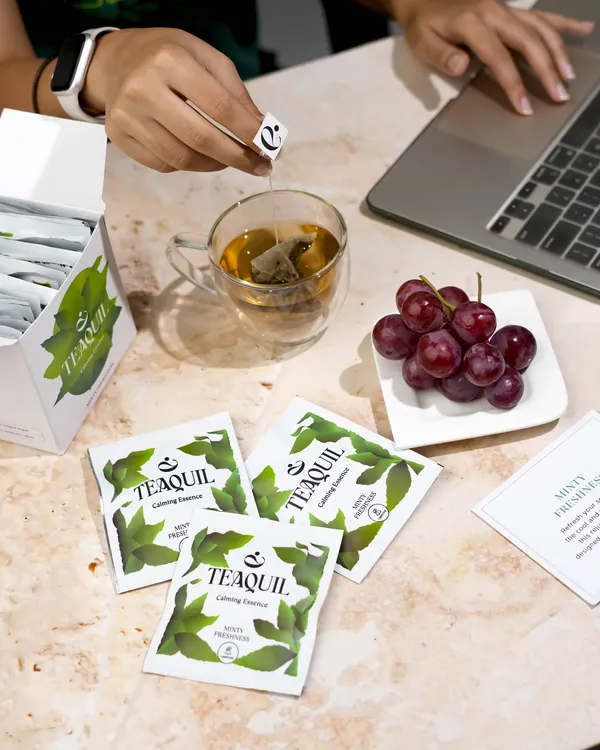 Mint_Hibiscus_Tulsi_Cooling_Herbal_Blend_&_Ginger_Lemon_Green_Tea_Immunity_Infusion_(Pack_of_2)