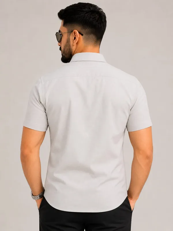 Drexo_Men's_Cotton_Oxford_Half_Sleeve_Solid_Casual_Shirt