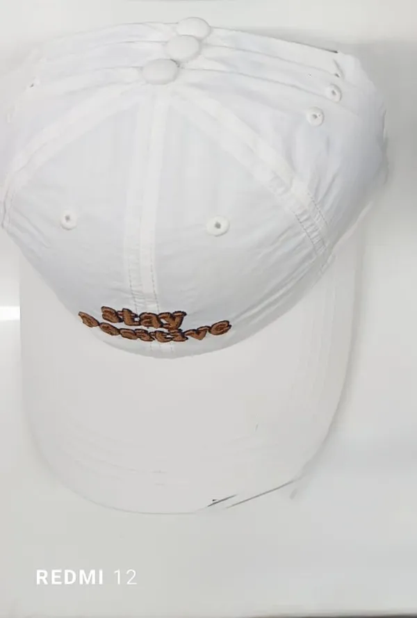 White_Cotton_Baseball_Cap_Embroidered_For_Unisex