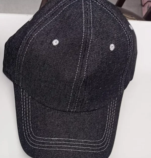 Black_Cotton_Baseball_Cap_Contrast_Stitch_For_Unisex