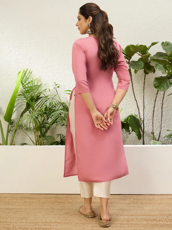 Tivra_Yellow_Women_Kurta_and_Pant_Dupatta_Sets_Silk_Fabrics_with_Embroidery