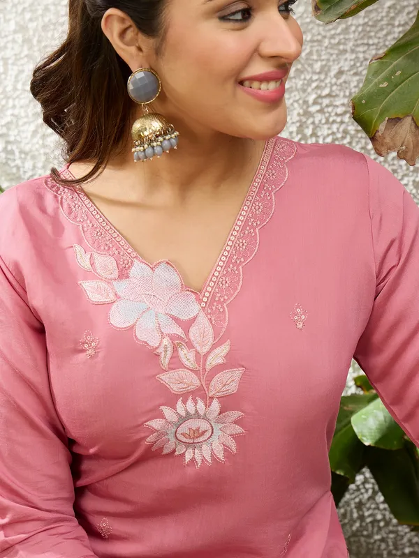 Tivra_Yellow_Women_Kurta_and_Pant_Dupatta_Sets_Silk_Fabrics_with_Embroidery
