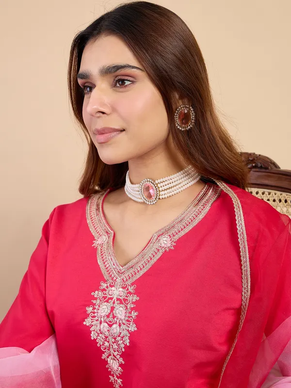 Purple_Women�s_Traditional_Kurta_Pant_Set_with_Dupatta