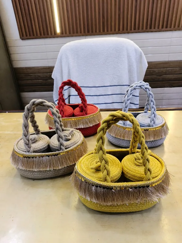 Braided_Cotton_Rope_Basket_With_Handles_And_Fringe