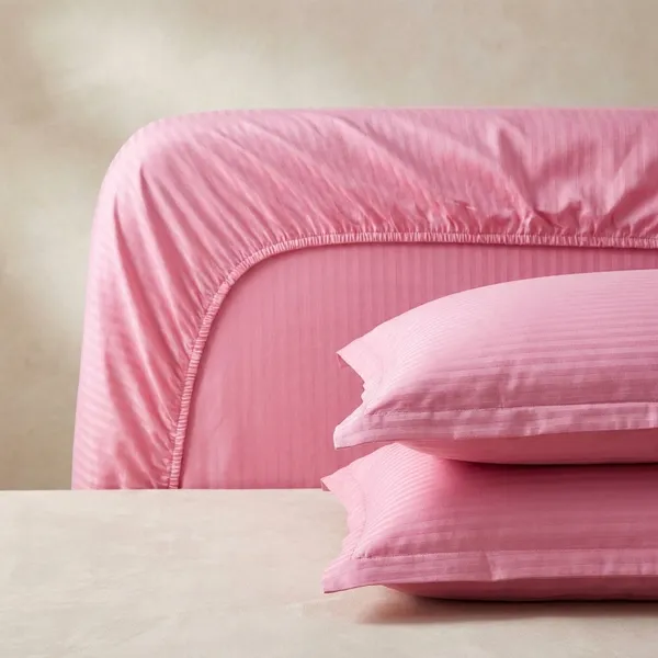 Fitted_Bed_Sheet_With_Pillow_Covers_108X108_Inch
