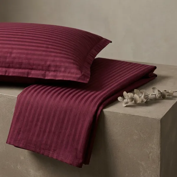 Premium_Striped_Fitted_Bedsheet_Set_With_Pillow_Covers_Maroon