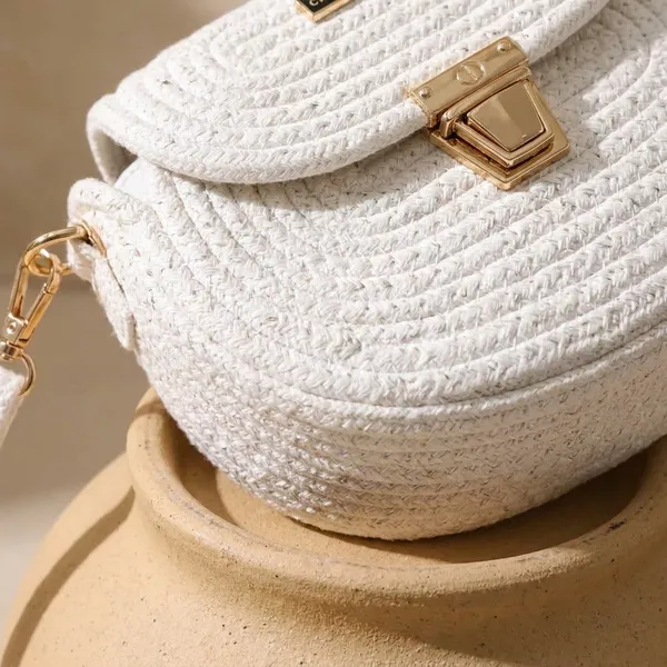 Women'S_White_Crossbody_Bag_With_Woven_Texture_And_Gold_Hardware