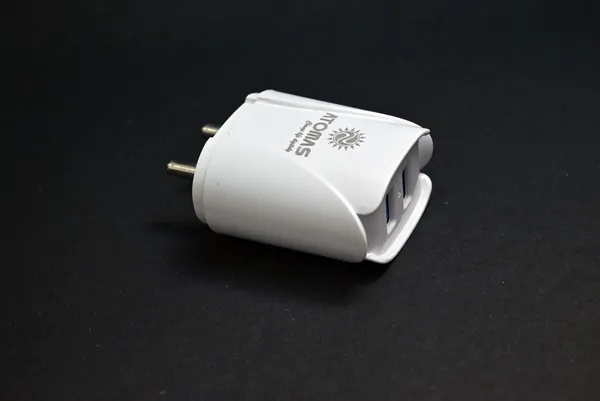 Atomus_Venus_3.1A_Dual_Usb_Adapter_-_White_(Ap-173)