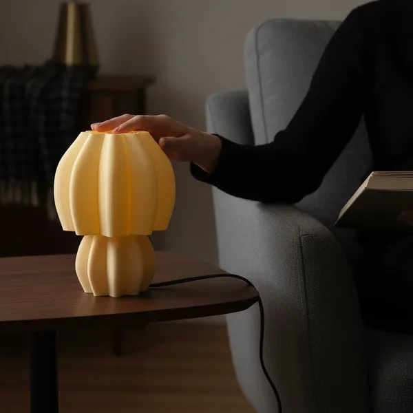 Atmos_Table_Lamp