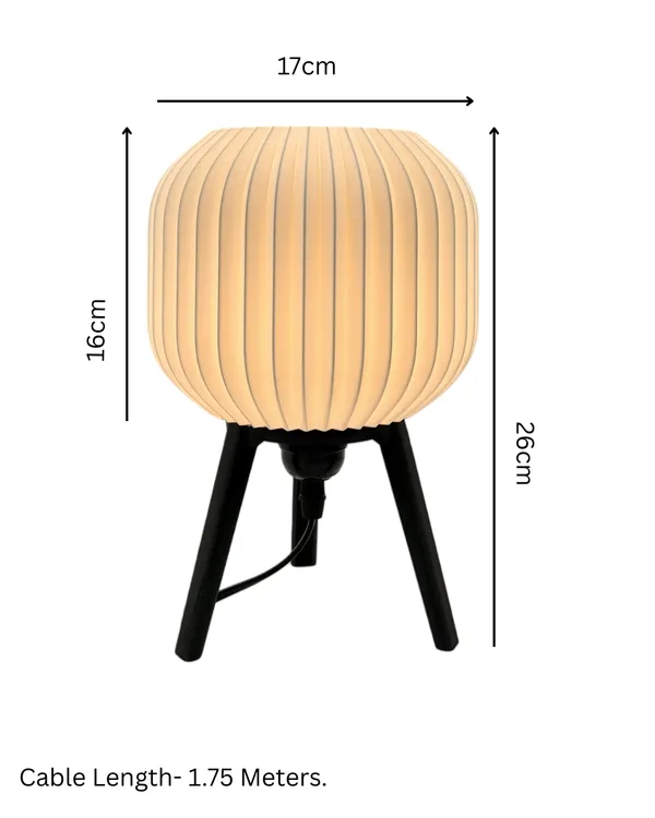 Hector_Tripod_Table_Lamp