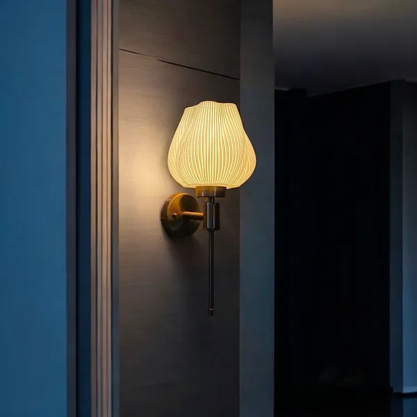 Honeyrose_Wall_Lamp